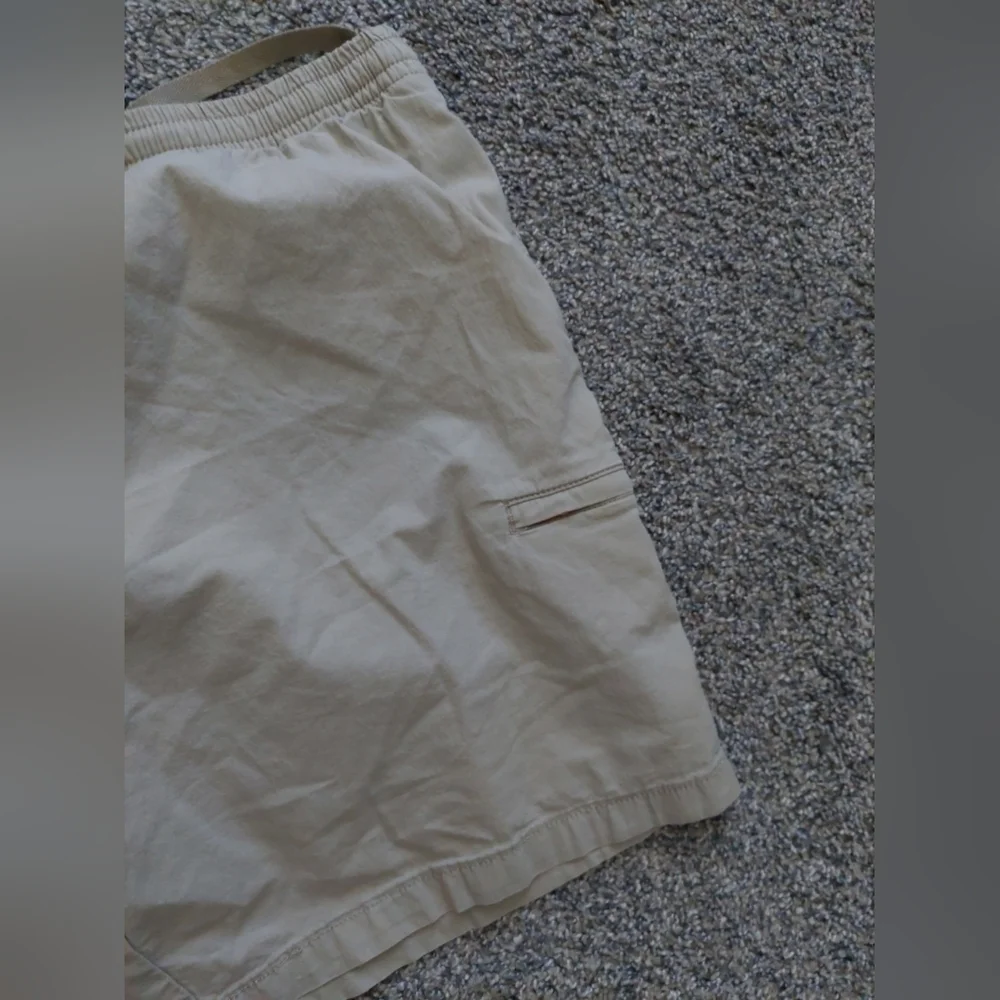 Levi's XX Chino Easy Shorts Mens XL Elastic Waist Khaki